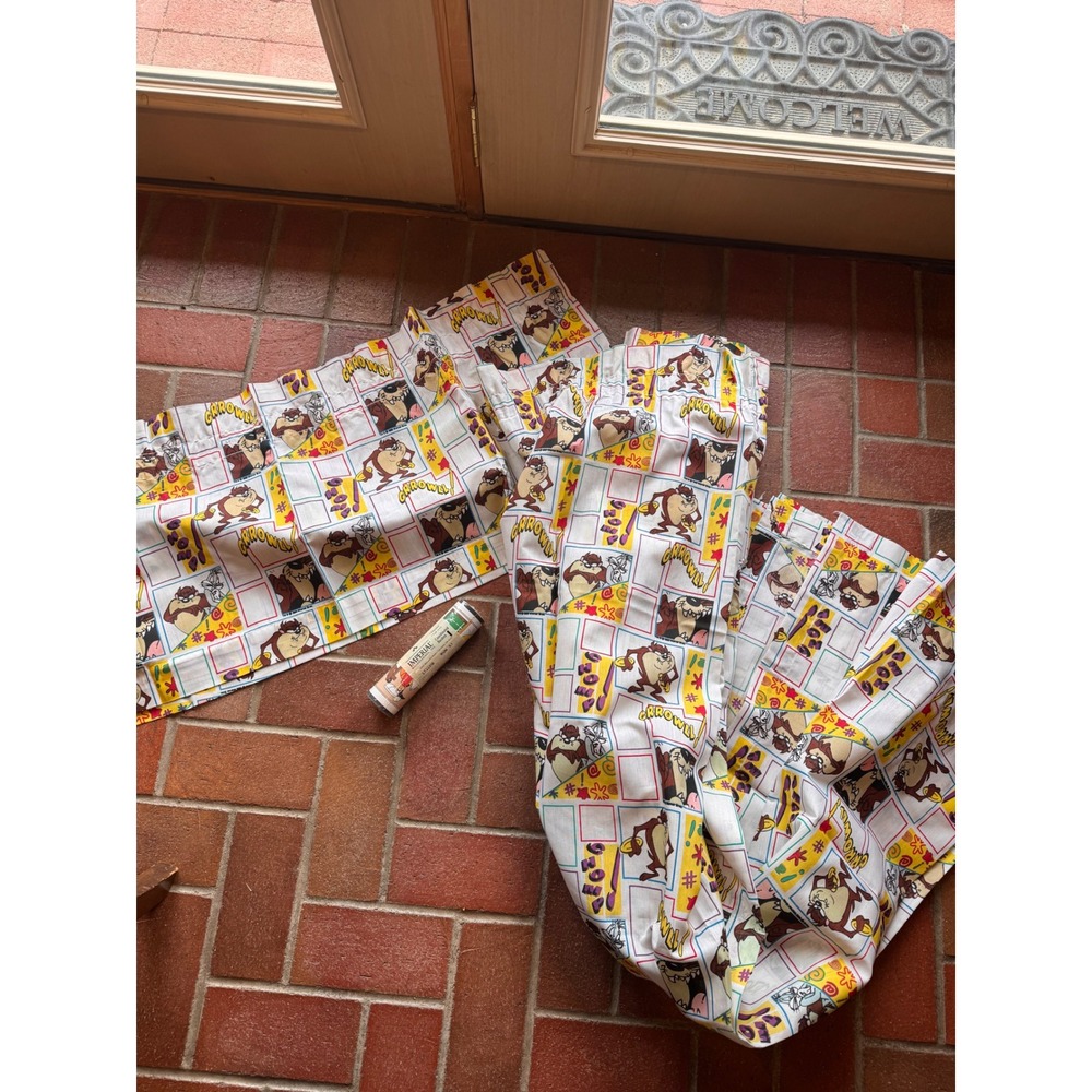 Vintage Looney Tunes Taz Curtain Panel and‎ Space Jam Wallpaper Border Set 90s